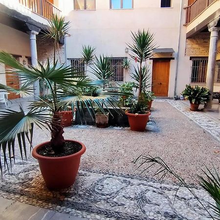 Abadia Suites Granada Kültér fotó